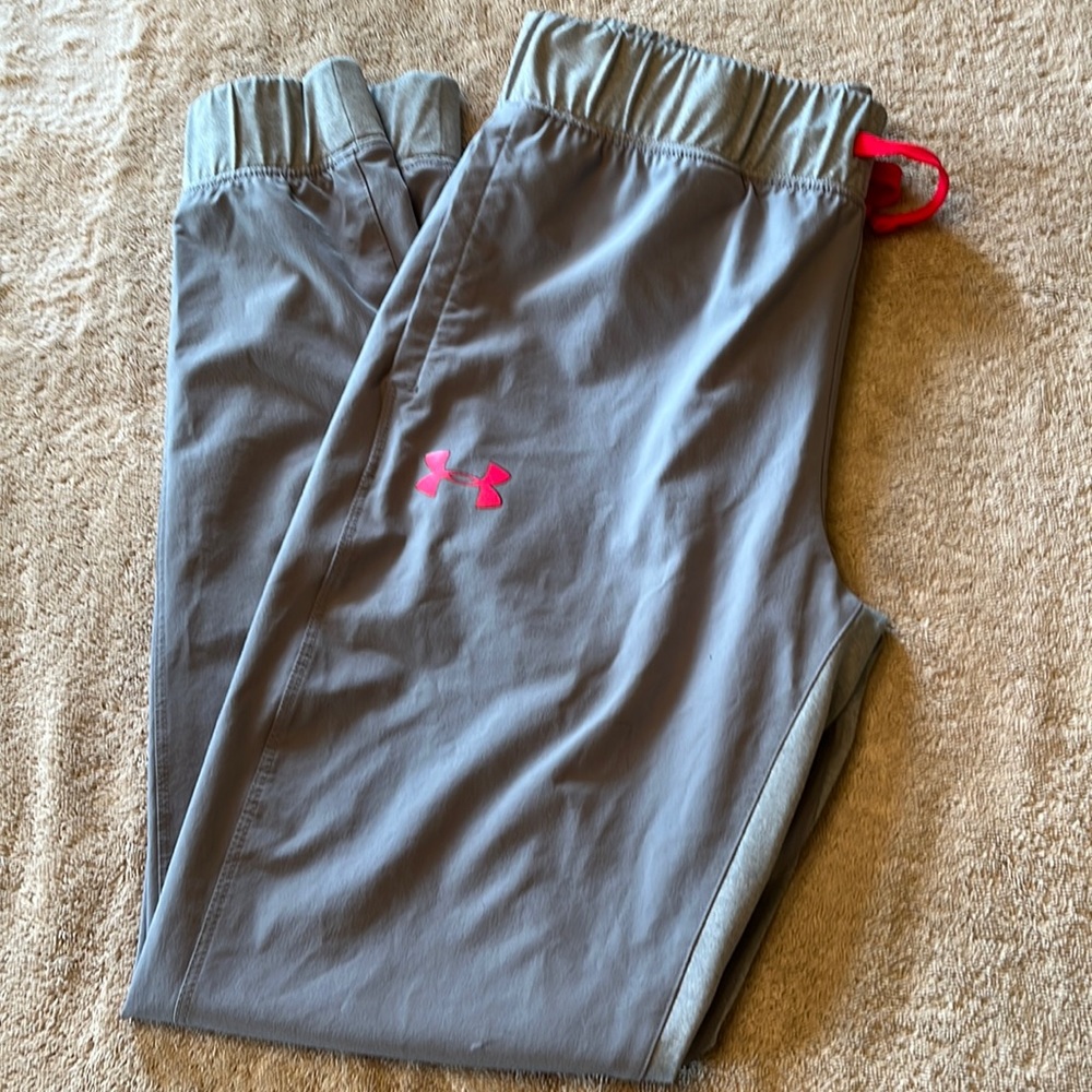 Under Armour gray pants, Youth large